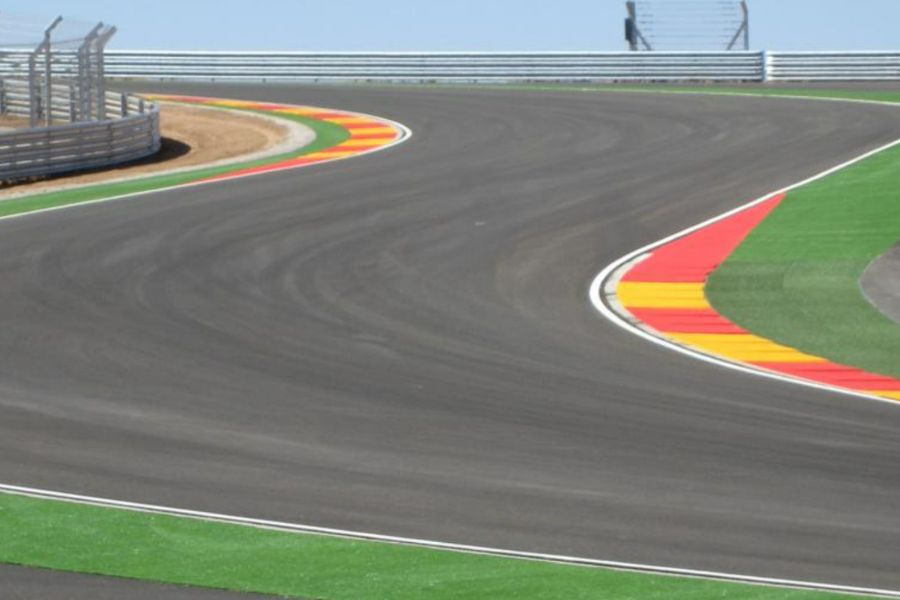 Reasfaltat del Circuit Motorland